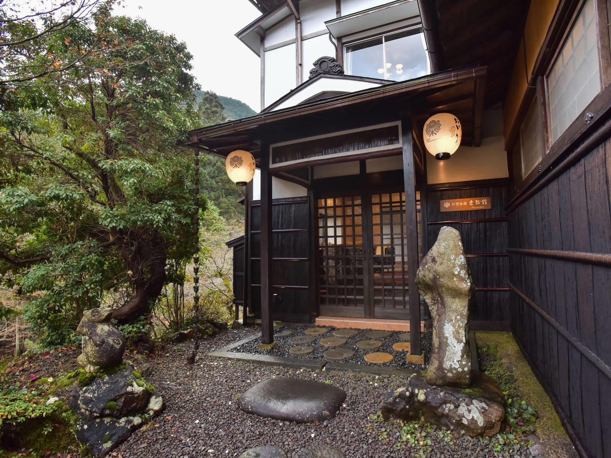 Ryoriryokan Kinshokan Gujō Extérieur photo