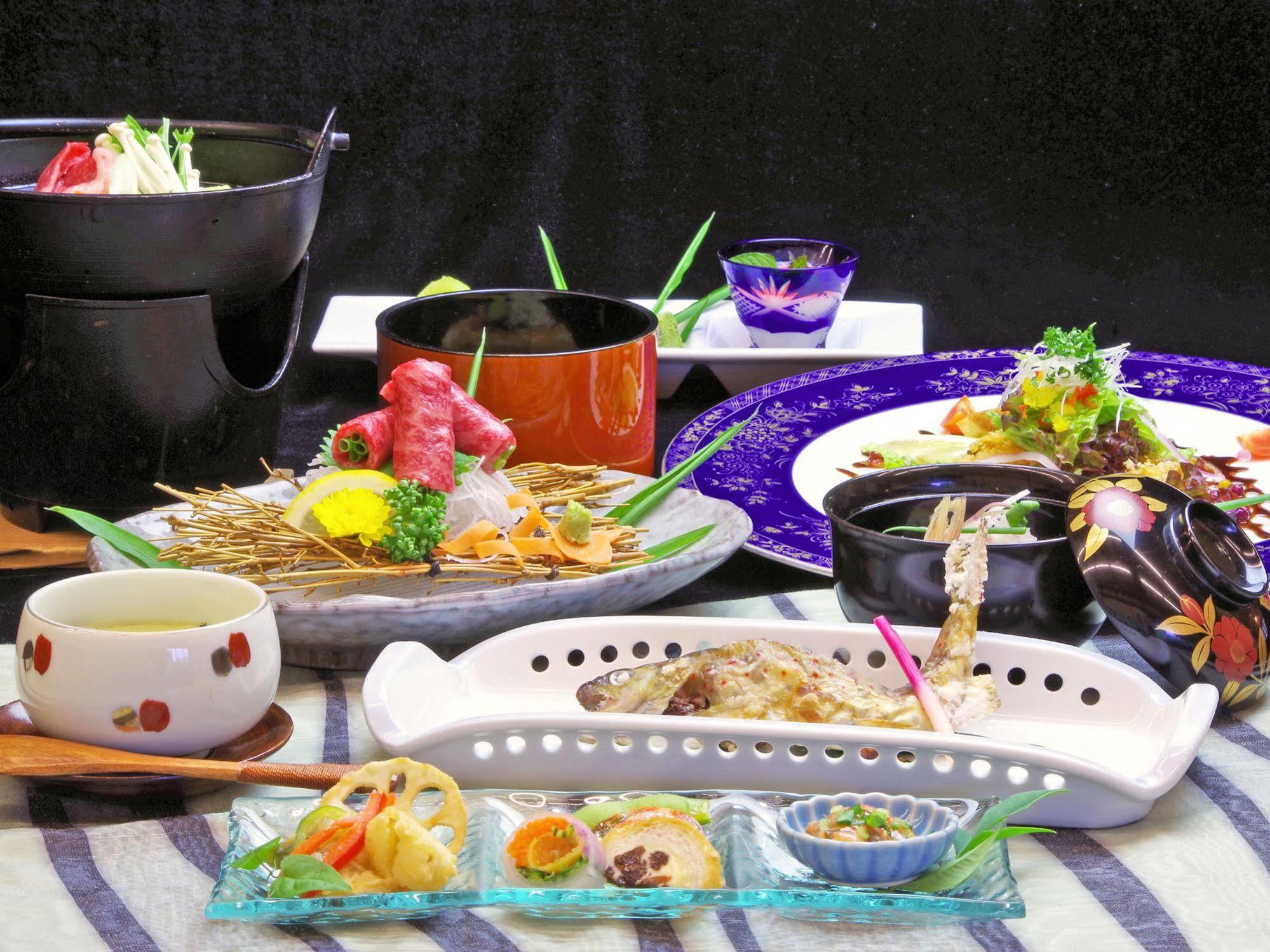 Ryoriryokan Kinshokan Gujō Extérieur photo